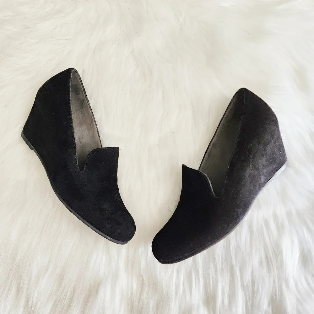 Stuart Weitzman Suede Black Loafer Wedge - Picture 1 of 7